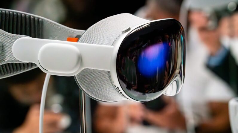 How Can Apple Vision Pro Help Businesses Thrive?